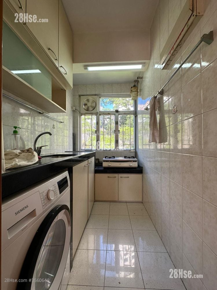 Kung Lok Building Rental 3 Bedrooms , 1 Bathroom 678 ft²