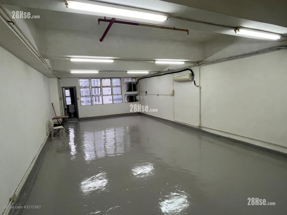 Lucida Industrial Building Rental Studio , 1 Toilet 774 ft²