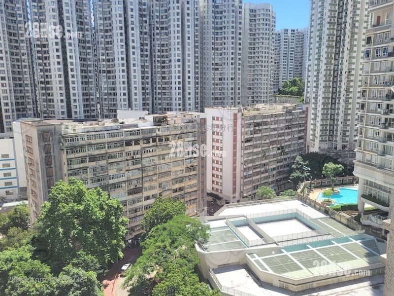 Park Vale Sell 3 Bedrooms , 1 Bathroom 658 ft²