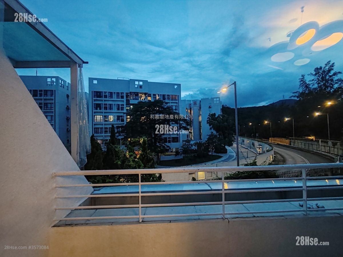 Ville De Jardin Rental 3 Bedrooms , 3 Bathrooms 1,742 ft²