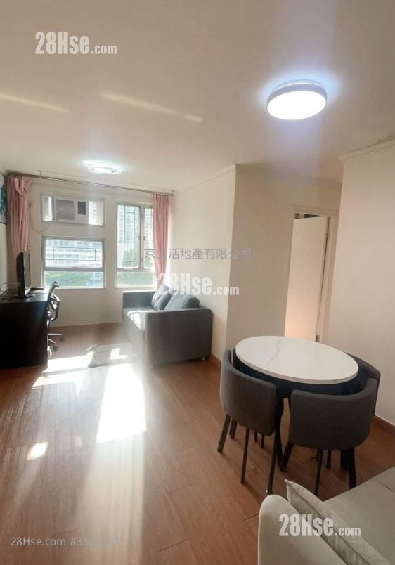King Tin Court Sell 2 Bedrooms , 1 Bathroom 431 ft²