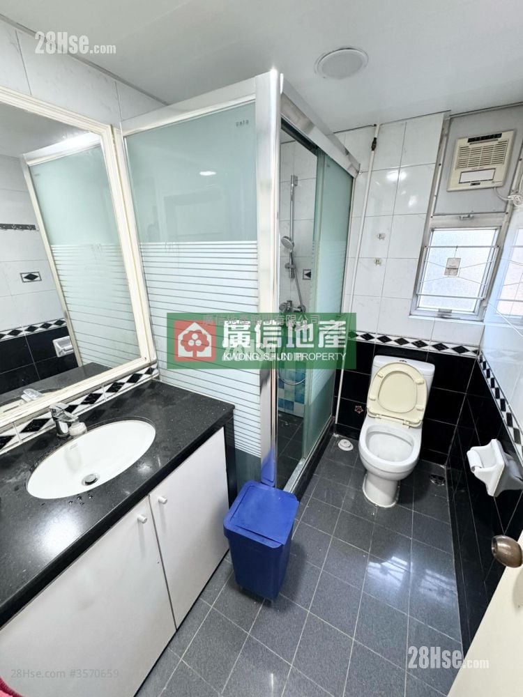 Wang On Building Sell 3 Bedrooms , 1 Bathroom 624 ft² Wang On Building Sell 3 Bedrooms , 1 Bathroom 624 ft²