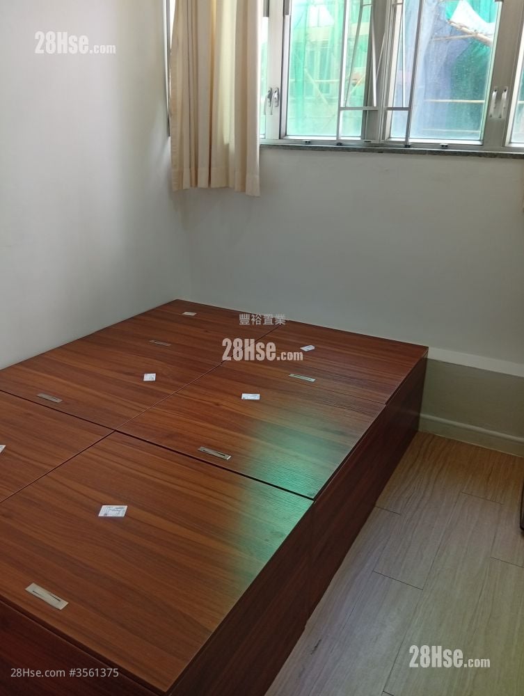 Lai Yuen Building Rental Studio , 1 Bathroom 150 ft²