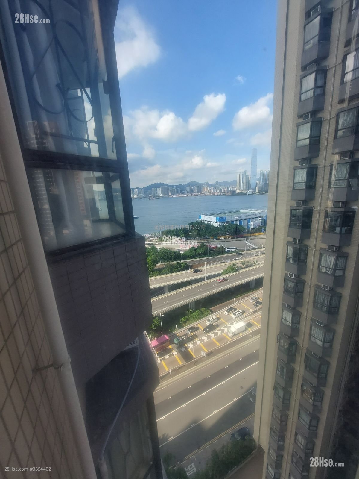 Connaught Garden Rental 2 Bedrooms , 1 Bathroom 334 ft²