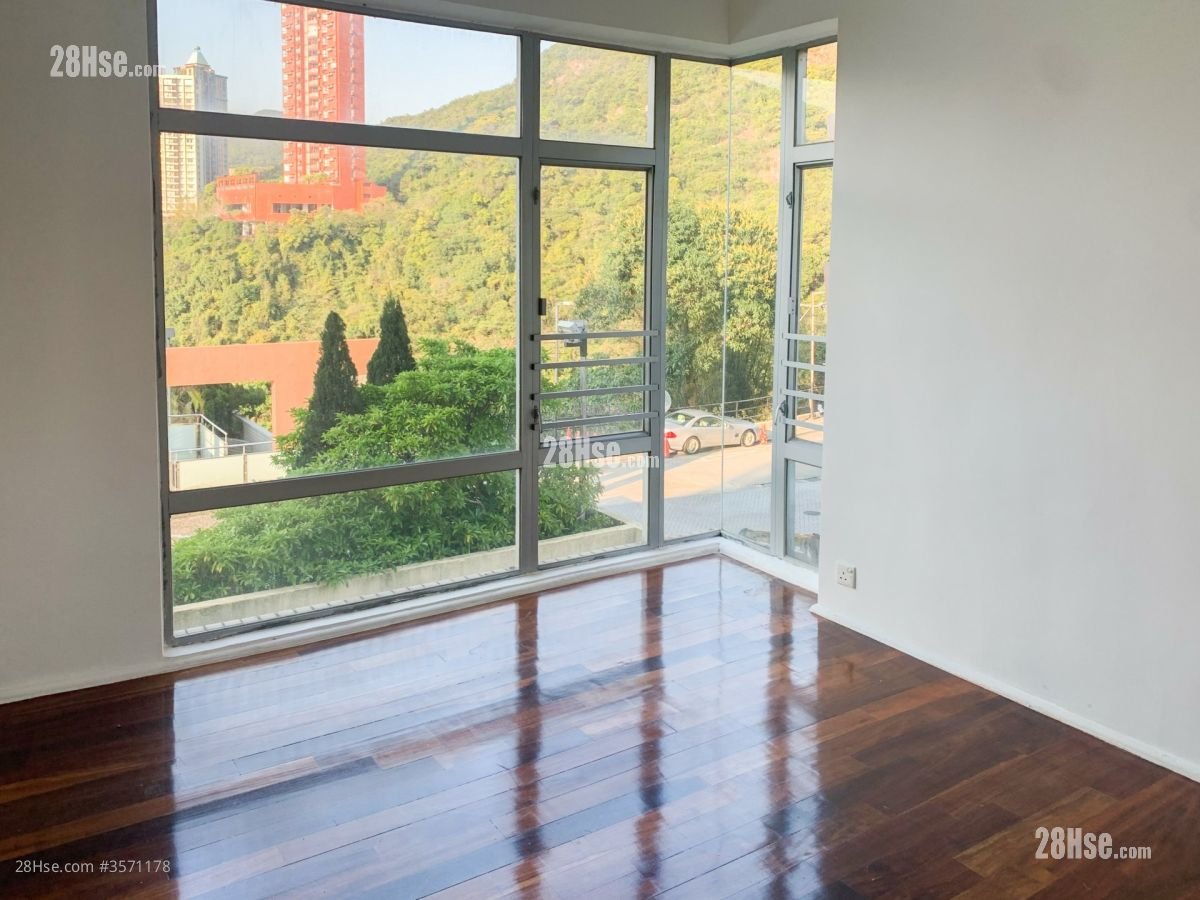 23 Repulse Bay Road Rental 3 Bedrooms , 2 Bathrooms 1,036 ft²