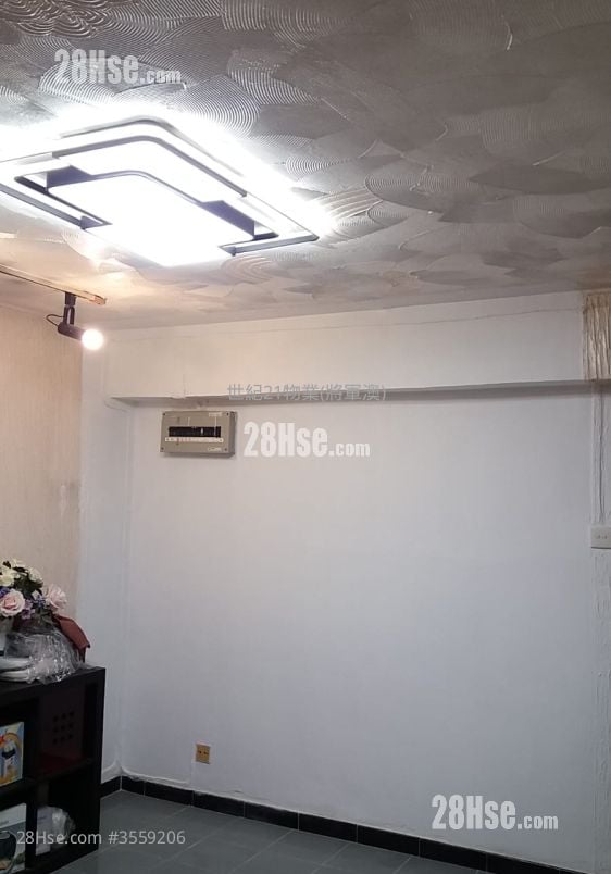 Tsui Lam Estate Sell 2 Bedrooms , 1 Bathroom 381 ft²