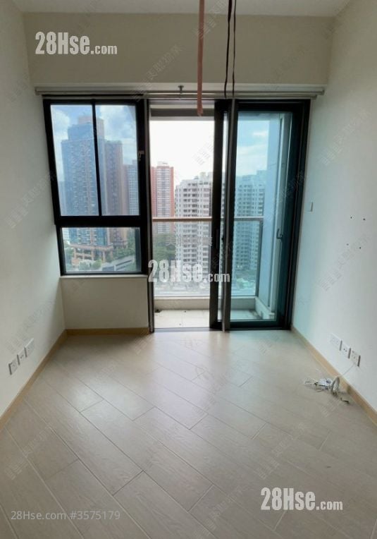 Commune Modern Sell 1 Bedroom 293 ft²
