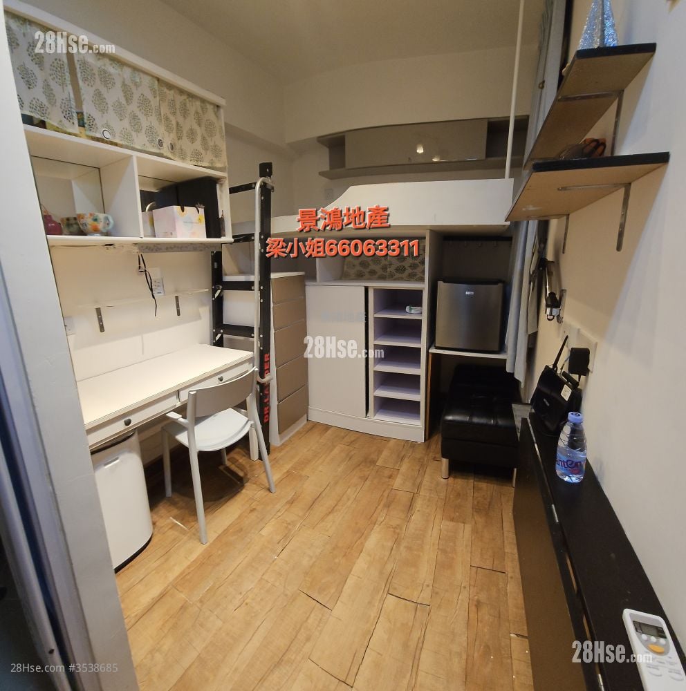 Man Wai Building Rental Studio , 1 Bathroom 150 ft²