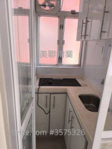 豪华阁 售盘 1 房 , 1 浴室 276 平方尺