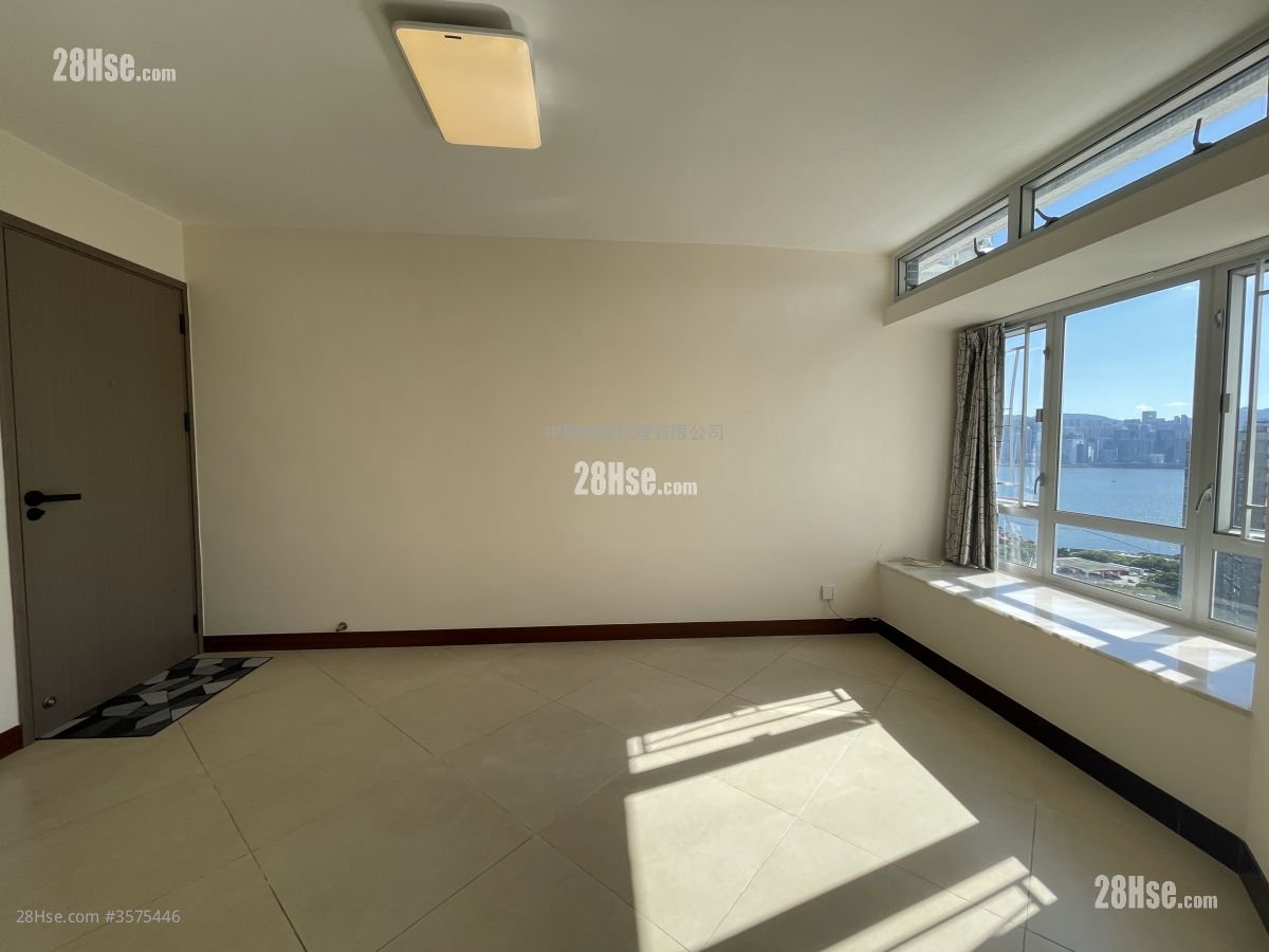 Laguna City Rental 2 Bedrooms , 1 Bathroom 522 ft²
