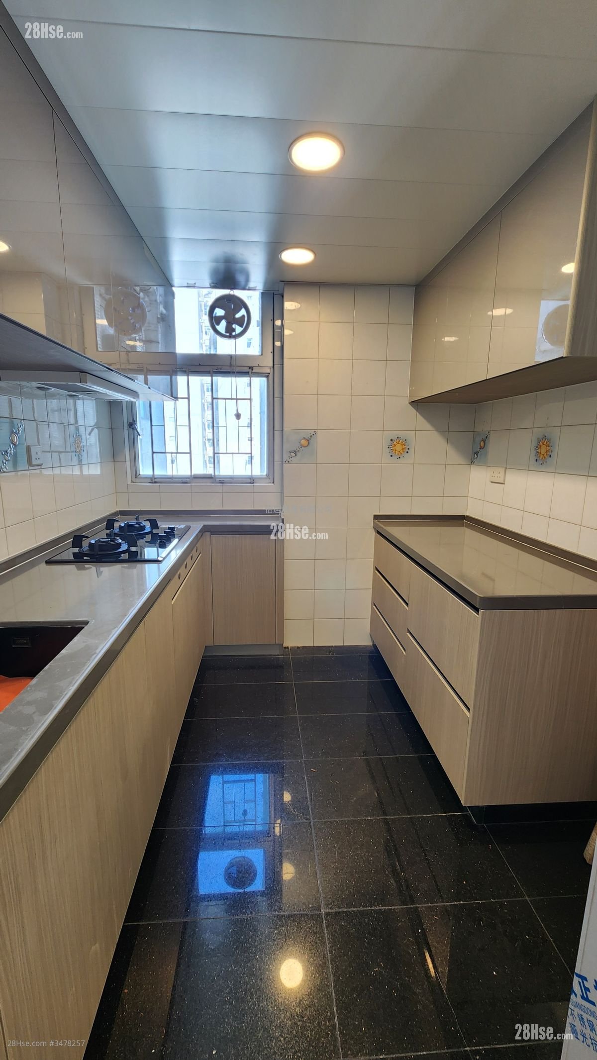 Taikoo Shing Rental 3 Bedrooms , 2 Bathrooms 802 ft²