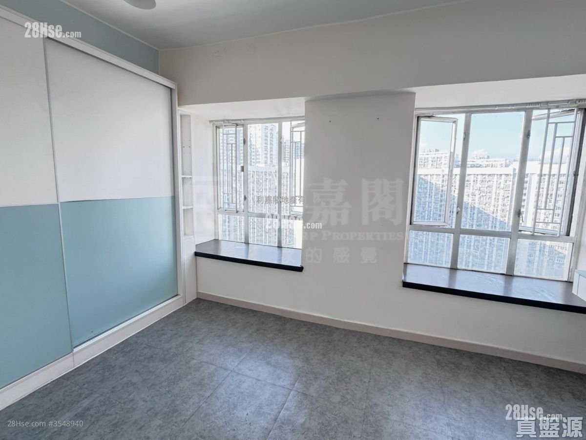 Fu Loy Garden Sell 1 Bedroom , 1 Bathroom 283 ft²
