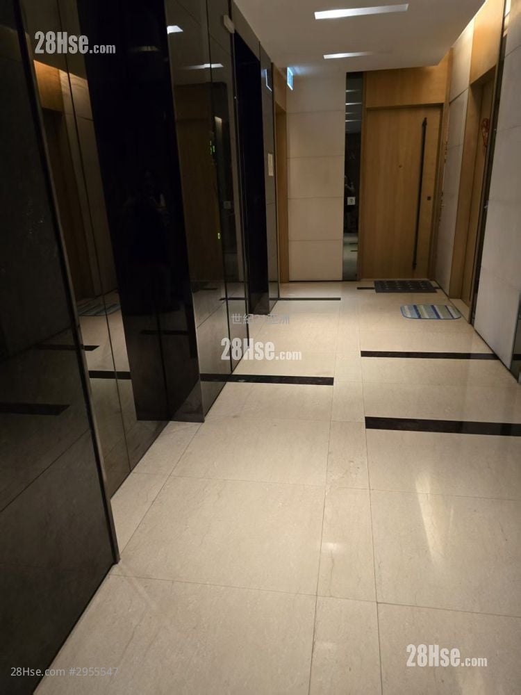 York Place Rental 3 Bedrooms , 2 Bathrooms 682 ft² York Place Rental 3 Bedrooms , 2 Bathrooms 682 ft²