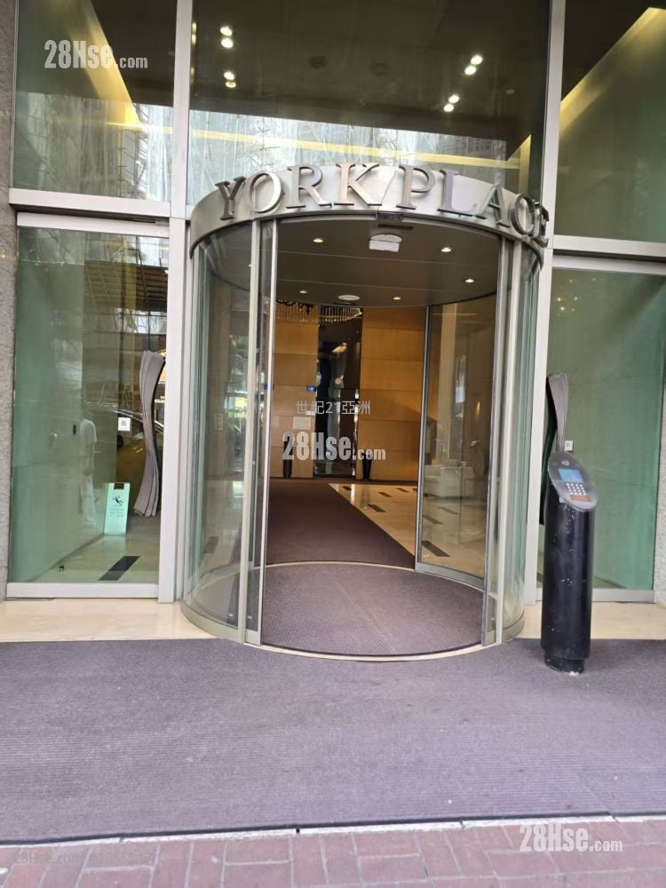 York Place Rental 3 Bedrooms , 2 Bathrooms 682 ft² York Place Rental 3 Bedrooms , 2 Bathrooms 682 ft²