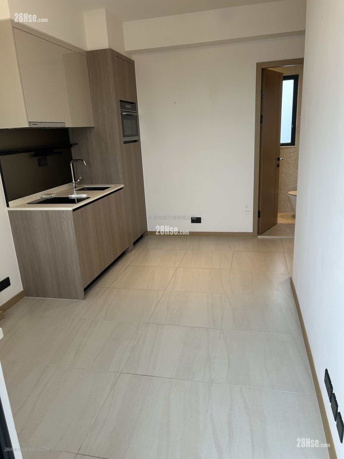 The Grands Rental Studio , 1 Bathroom 231 ft²