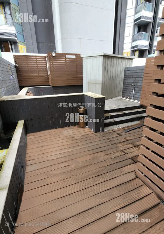 Urbana Lofts Sell 2 Bedrooms , 1 Bathroom 335 ft²