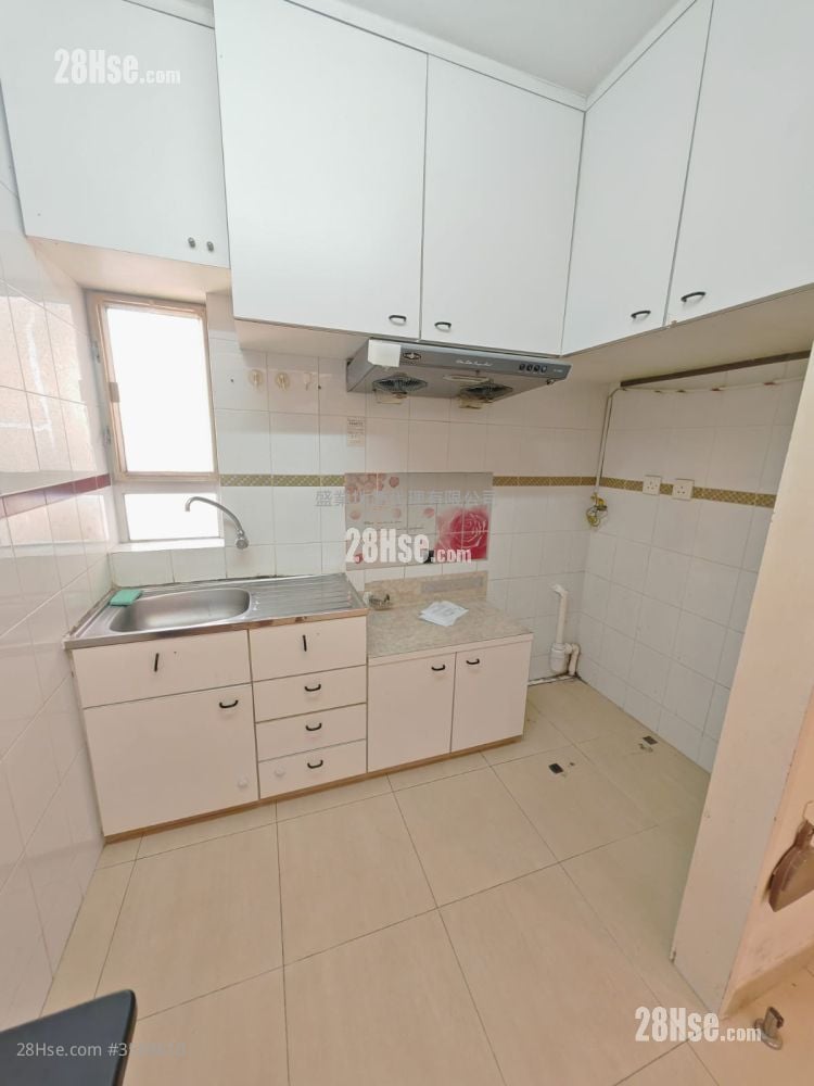 Tsuen Wan Centre Rental 1 Bedroom , 1 Bathroom 329 ft² Tsuen Wan Centre Rental 1 Bedroom , 1 Bathroom 329 ft²