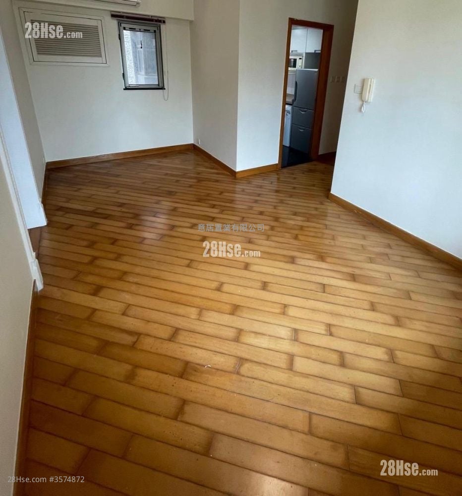 Yoho Town Rental 2 Bedrooms , 1 Bathroom 433 ft²
