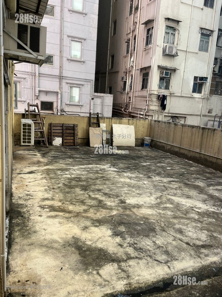 Lai Tong Building Sell 429 ft² Lai Tong Building Sell 429 ft²