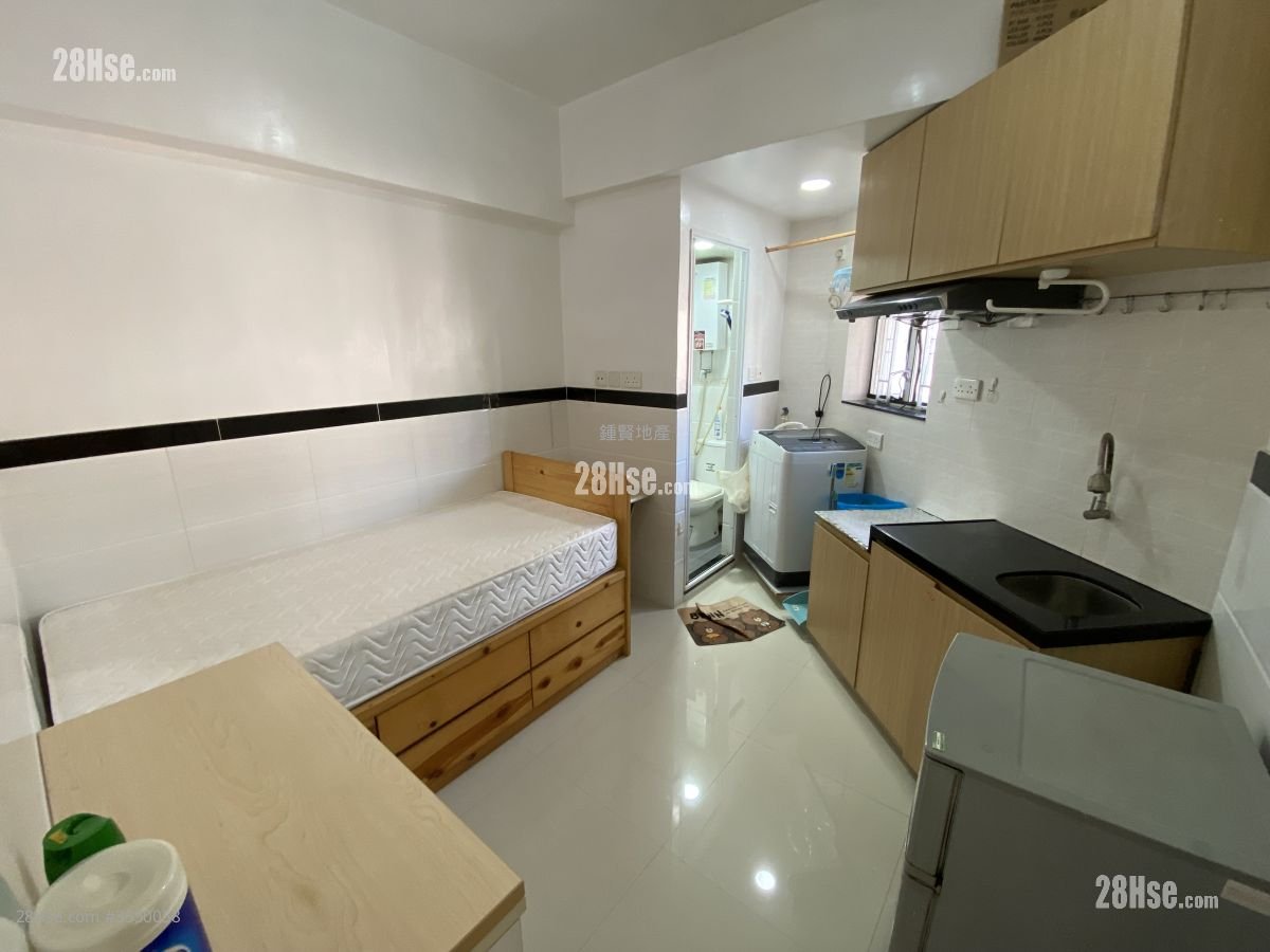 Yin Hing Building Rental Studio , 1 Bathroom 125 ft²