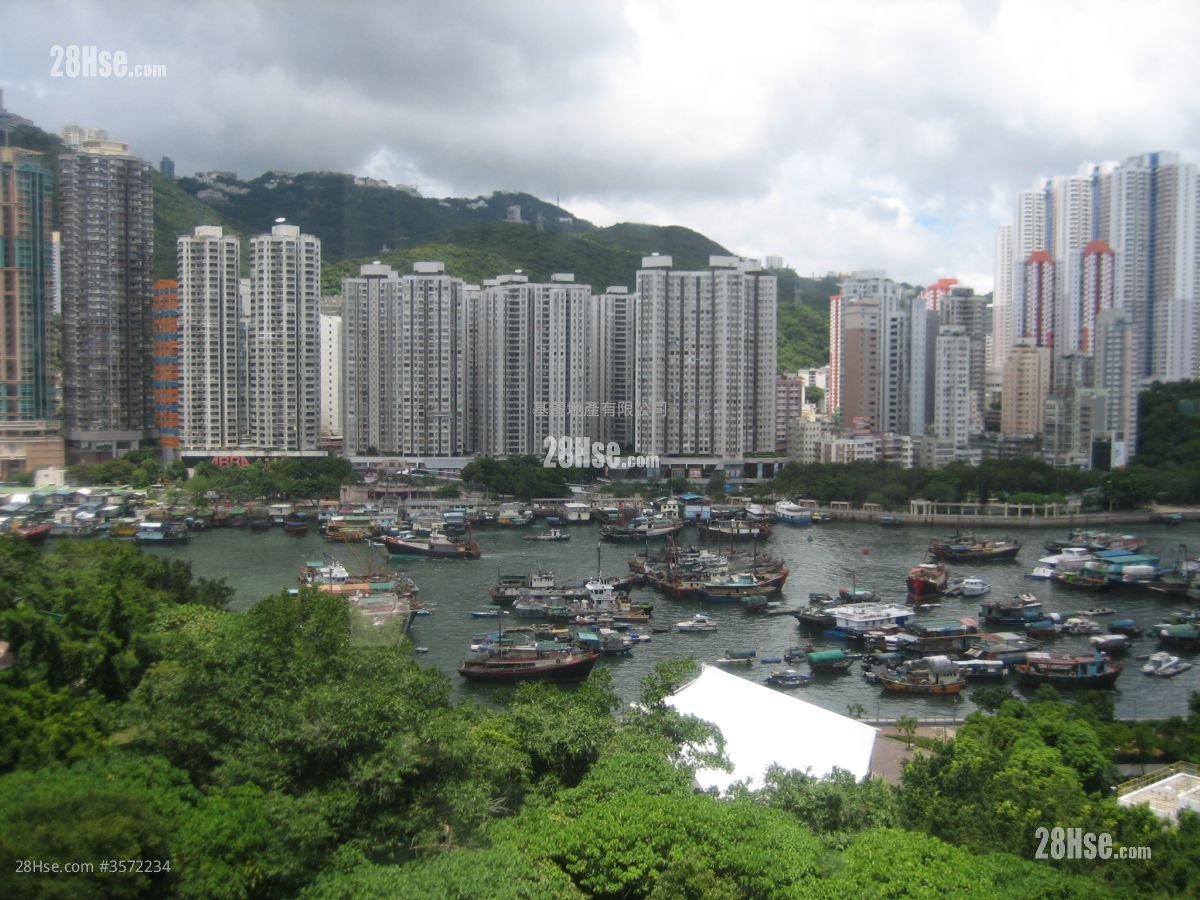 Pat Leung Building Rental 2 Bedrooms , 1 Bathroom 366 ft²