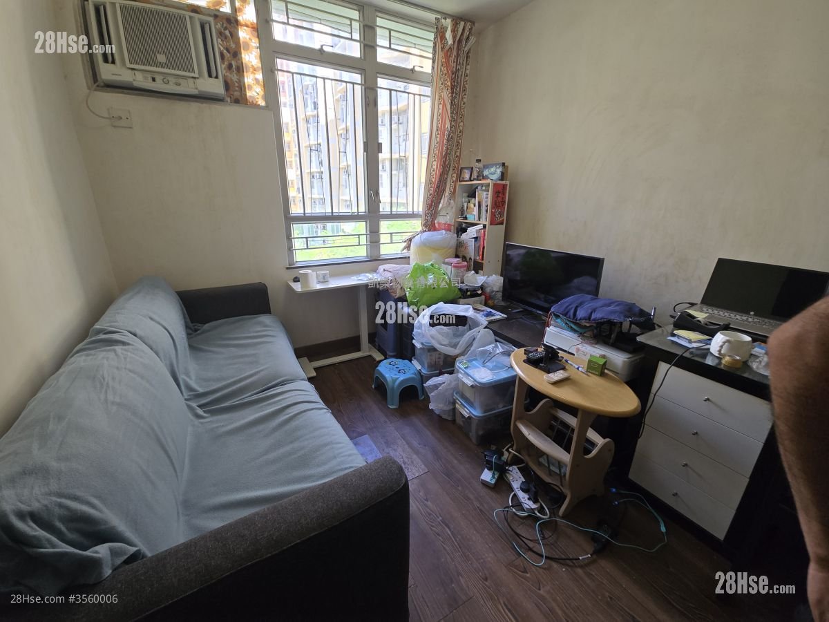 Kwun Fai Court Sell 1 Bedroom , 1 Bathroom 411 ft²