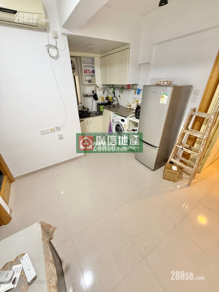 Kwong Yuen Building Sell 2 Bedrooms , 1 Bathroom 332 ft²