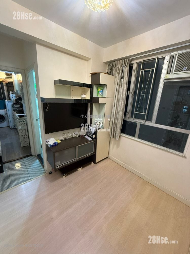 Sunny Court Sell 1 Bedroom , 1 Bathroom 253 ft²