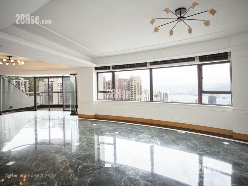 Century Tower Sell 4 Bedrooms , 3 Bathrooms 4,172 ft²