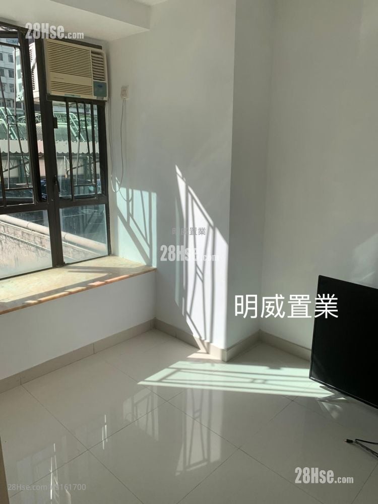 Peace Garden Rental 2 Bedrooms , 1 Bathroom 379 ft²