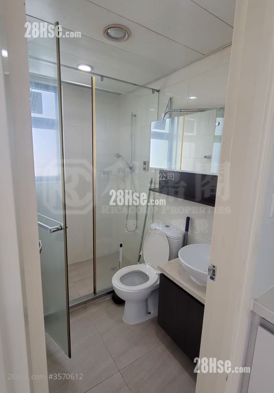 立坊 售盘 开放式间隔 , 1 浴室 244 平方尺 立坊 售盘 开放式间隔 , 1 浴室 244 平方尺