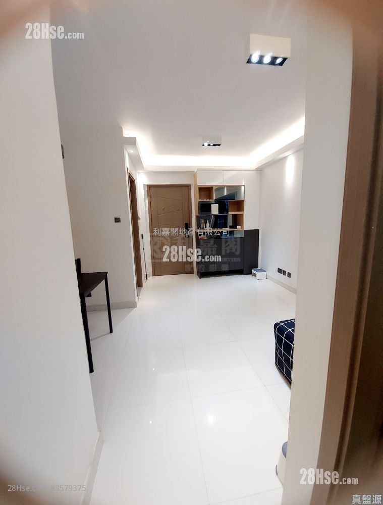 Dawning Views Sell 2 Bedrooms , 1 Bathroom 410 ft²