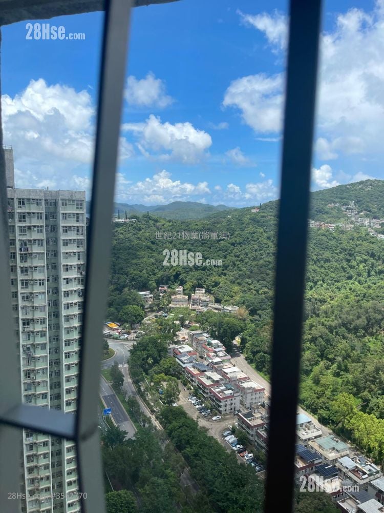 Yuk Ming Court Sell 3 Bedrooms , 1 Bathroom 607 ft² Yuk Ming Court Sell 3 Bedrooms , 1 Bathroom 607 ft²