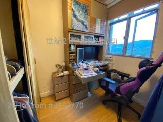 Yuk Ming Court Sell 3 Bedrooms , 1 Bathroom 607 ft² Yuk Ming Court Sell 3 Bedrooms , 1 Bathroom 607 ft²