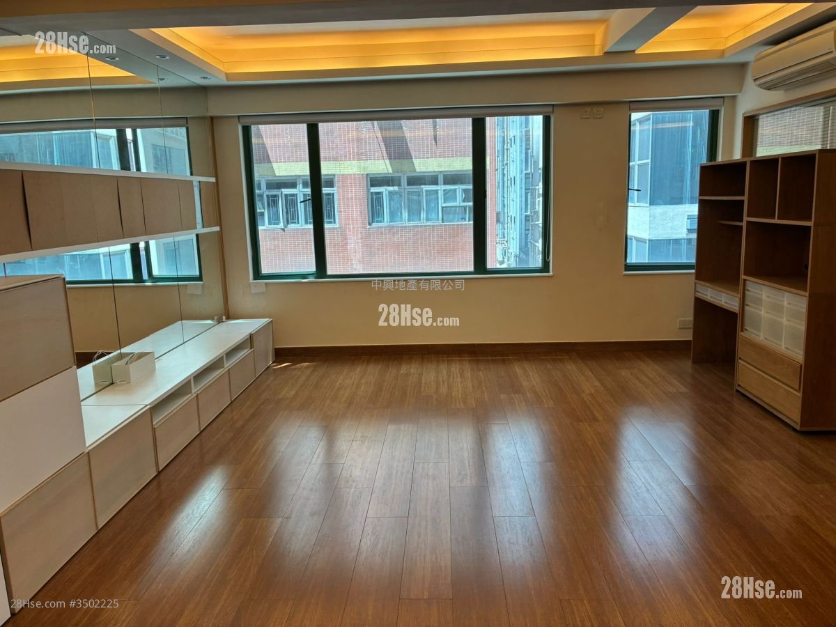 黄达荣大厦 售盘 3 房 , 2 浴室 670 平方尺 黄达荣大厦 售盘 3 房 , 2 浴室 670 平方尺