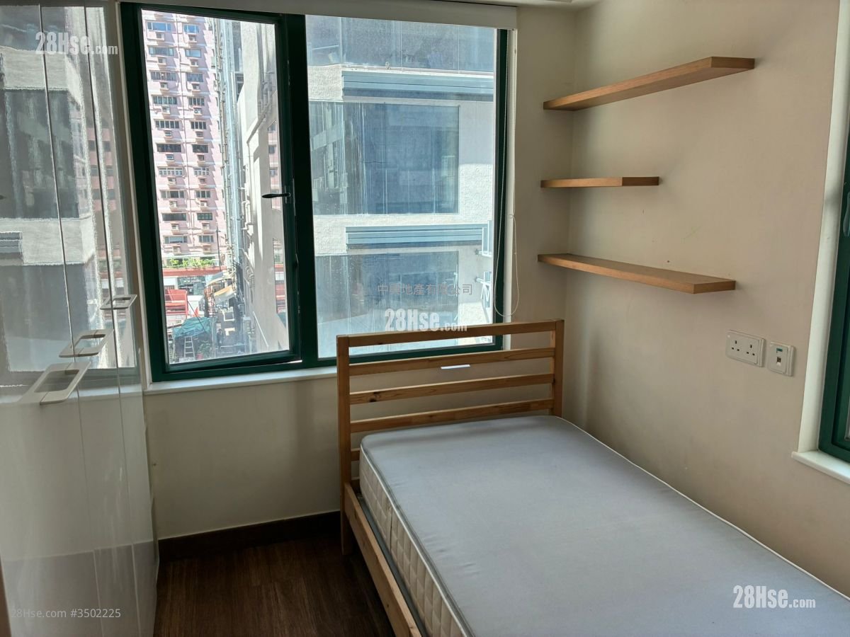 黄达荣大厦 售盘 3 房 , 2 浴室 670 平方尺 黄达荣大厦 售盘 3 房 , 2 浴室 670 平方尺