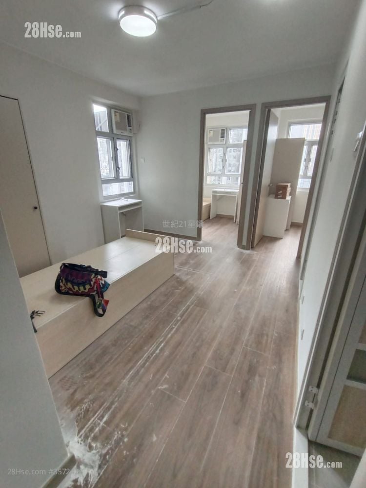Causeway Centre Rental 2 Bedrooms , 1 Bathroom 325 ft²