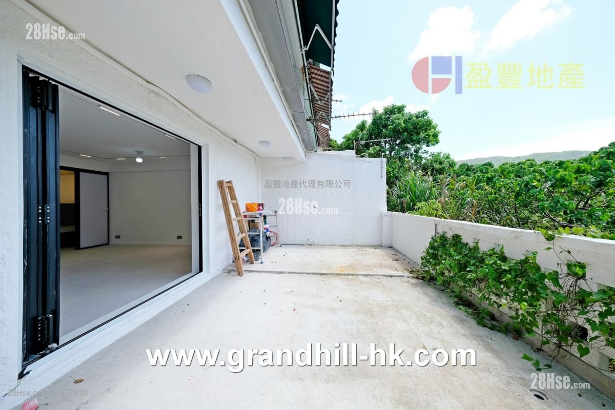 村屋 售盤 2 房 , 1 浴室 630 平方呎 村屋 售盤 2 房 , 1 浴室 630 平方呎