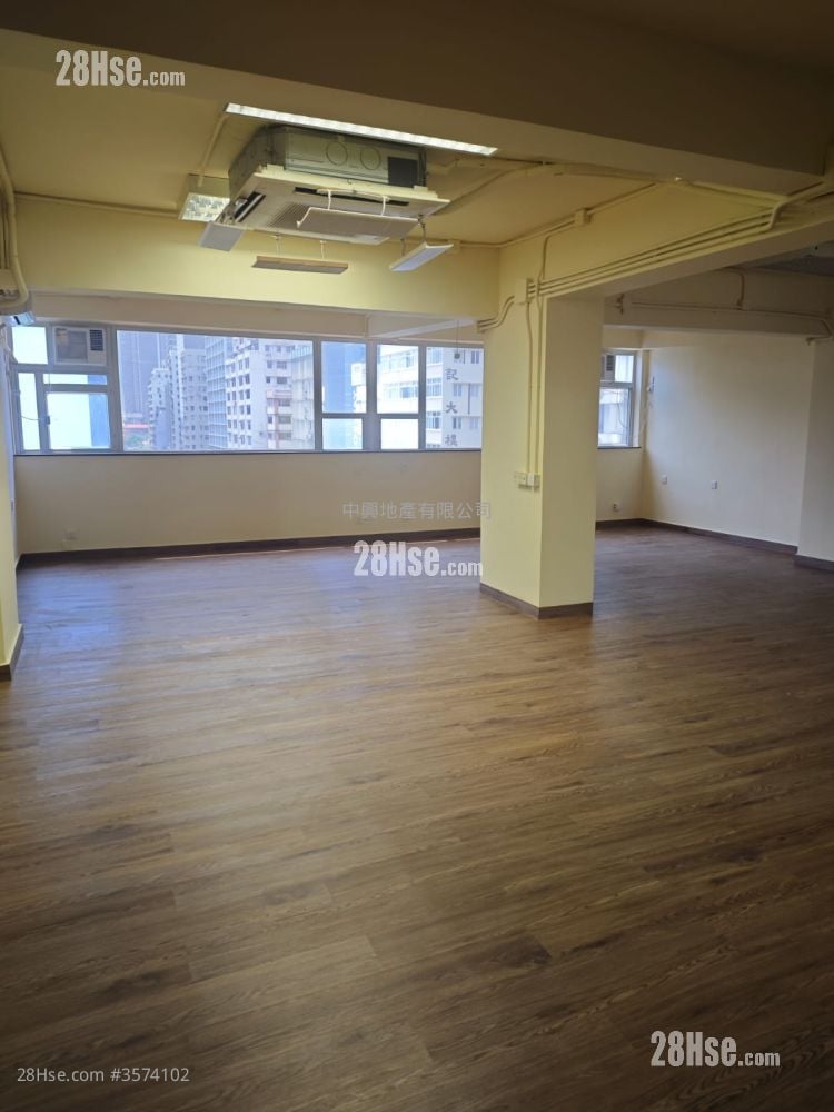 有利大厦 售盘 3 房 , 2 浴室 914 平方尺