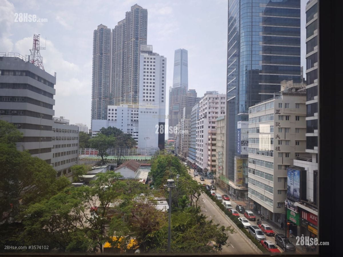 有利大厦 售盘 3 房 , 2 浴室 914 平方尺