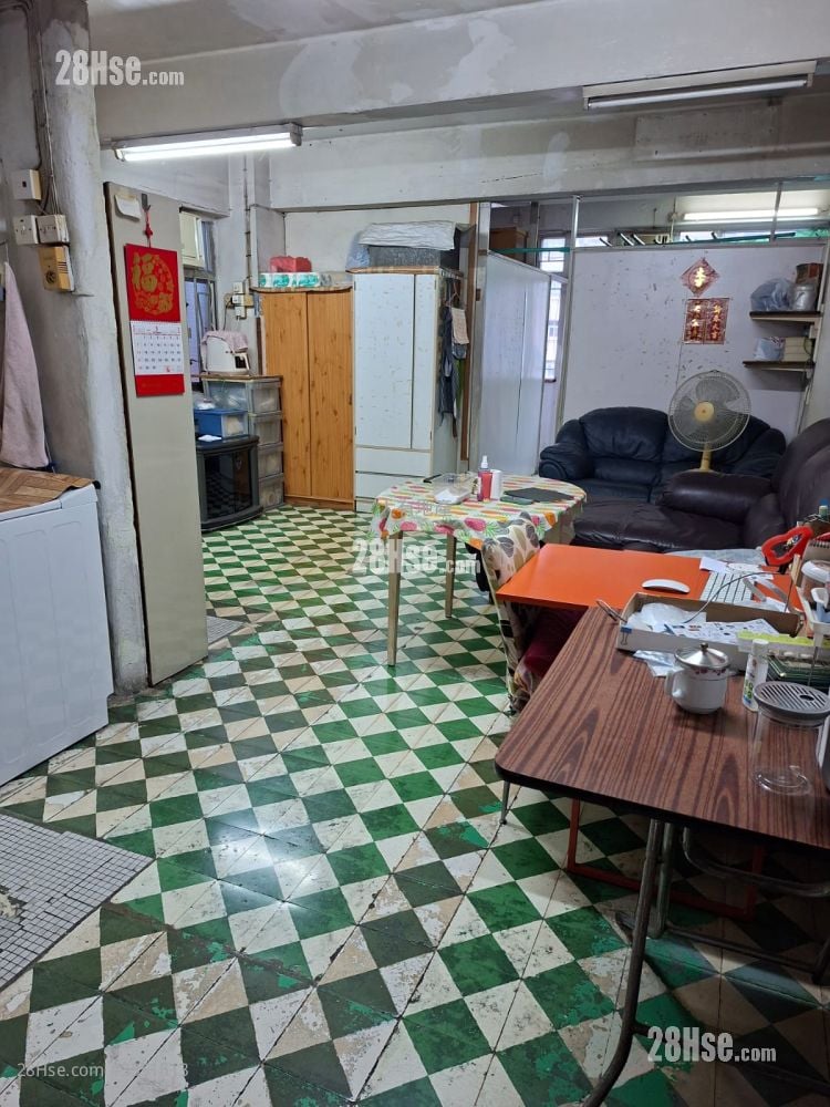 Chung Mei Building Sell 1 Bedroom , 1 Bathroom 520 ft²