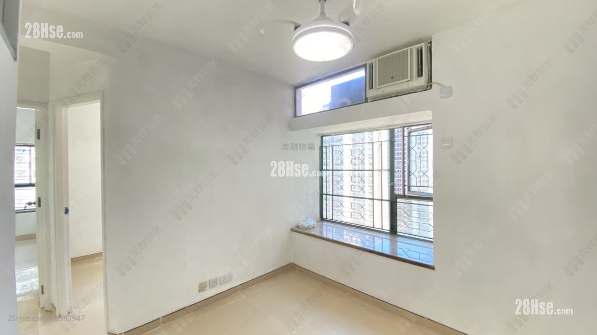 Regentville Sell 2 Bedrooms , 1 Bathroom 469 ft²