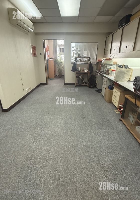 良士大廈 租盤 693 平方呎