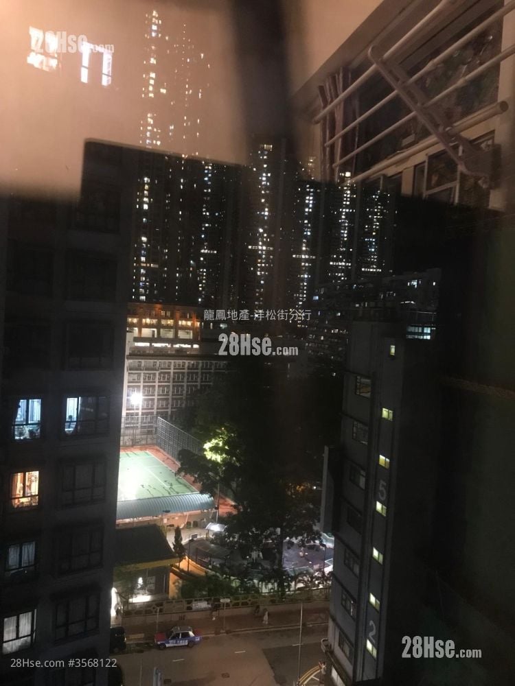 Fook Hong Mansion Sell 3 Bedrooms , 1 Bathroom 388 ft²