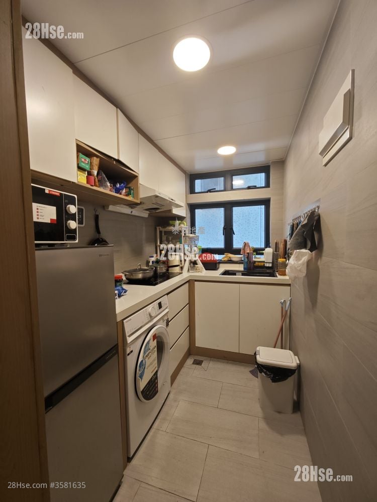 Sun Hing Building Sell 1 Bedroom , 1 Bathroom 474 ft²