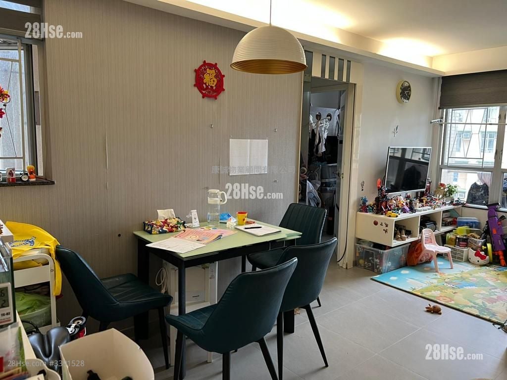鲤安苑 售盘 3 房 , 2 浴室 650 平方尺