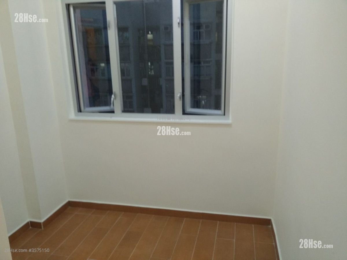Po Tin Building Rental 2 Bedrooms , 1 Bathroom 262 ft²