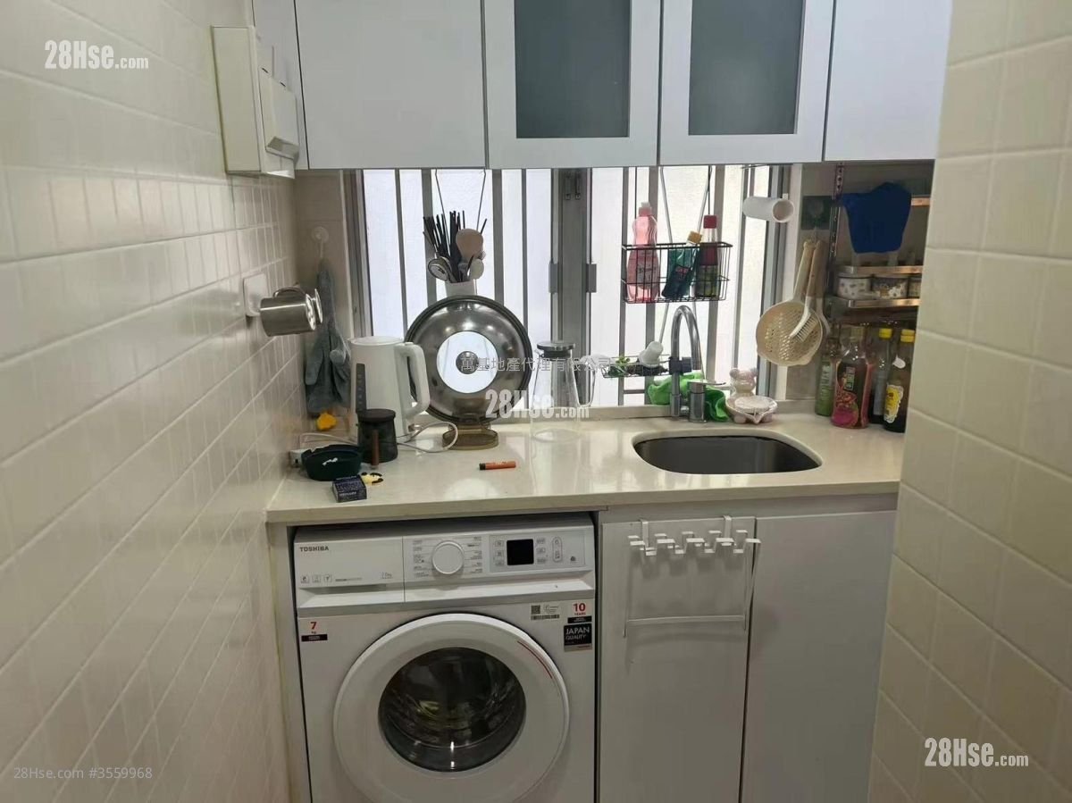 万安楼 租盘 1 房 , 1 浴室 220 平方尺 万安楼 租盘 1 房 , 1 浴室 220 平方尺