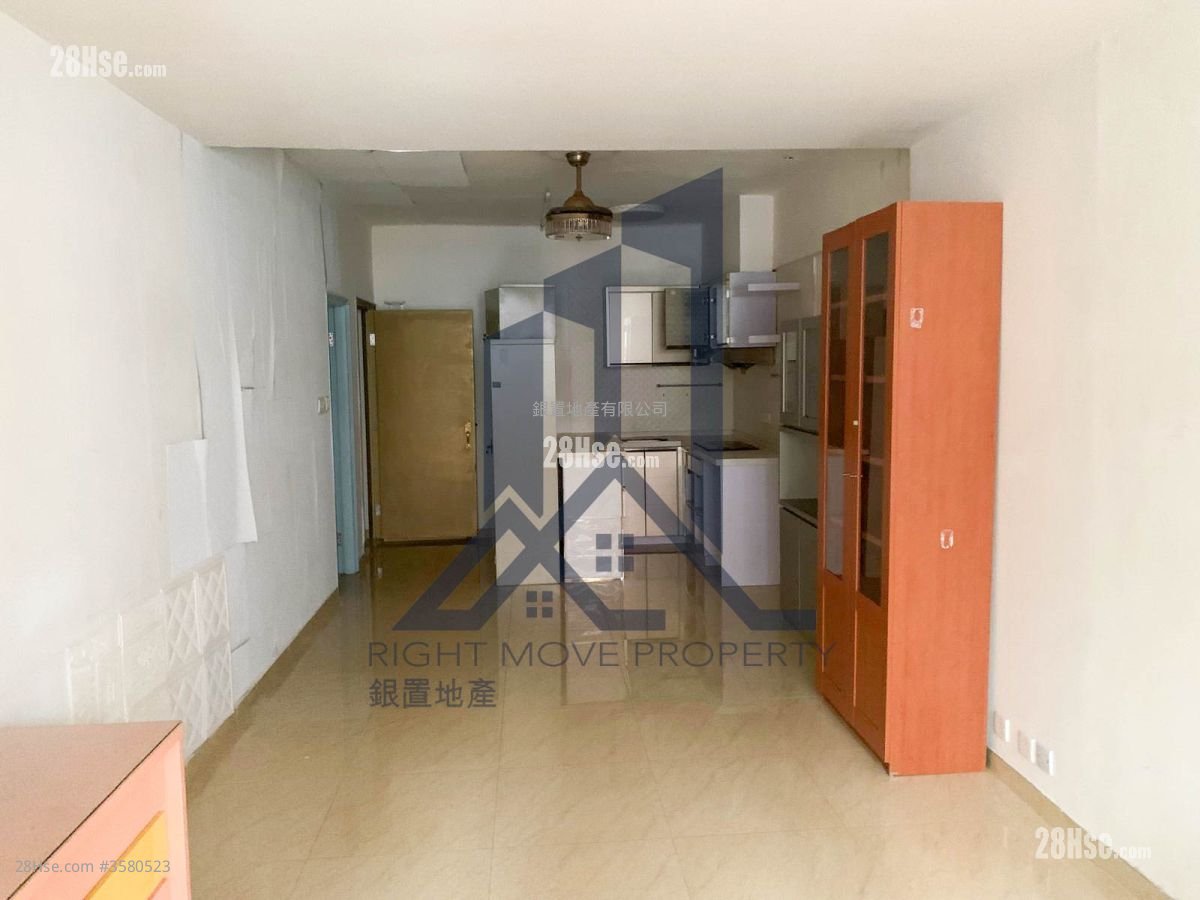Coronet Court Sell 1 Bedroom , 2 Bathrooms 590 ft²