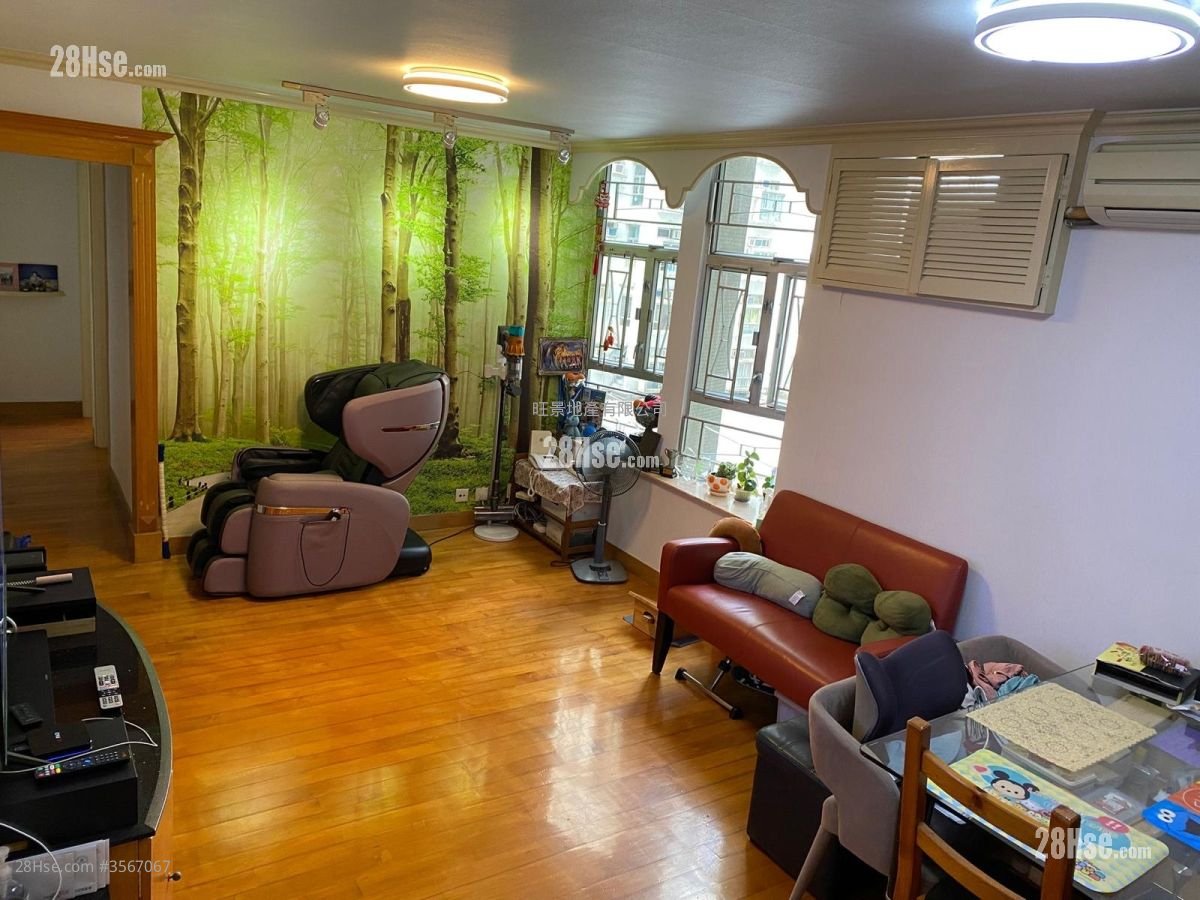 Felicity Garden Rental 3 Bedrooms 732 ft²